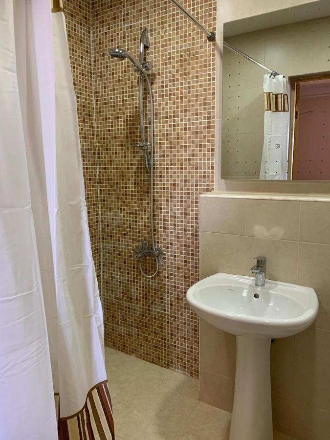 Hotel Bolnisi Elia Esterno foto