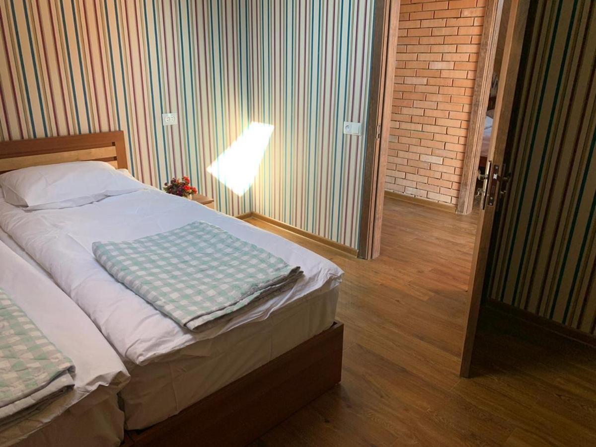 Hotel Bolnisi Elia Esterno foto